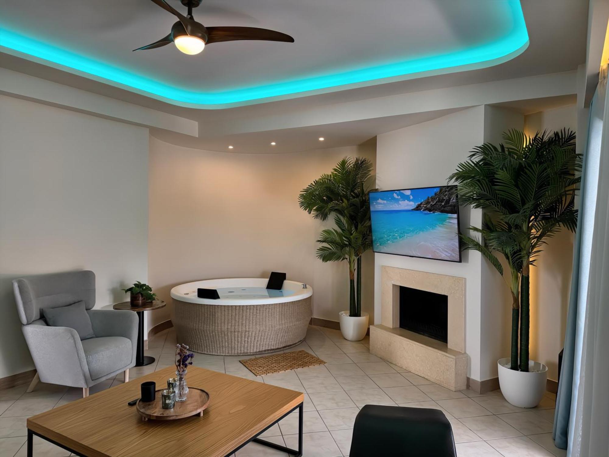 Panorama Suites & Spa - Adults Only Stomion  Room photo